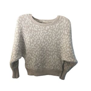 Women’s small Jessica Simpson tan and white cheetah print sweater